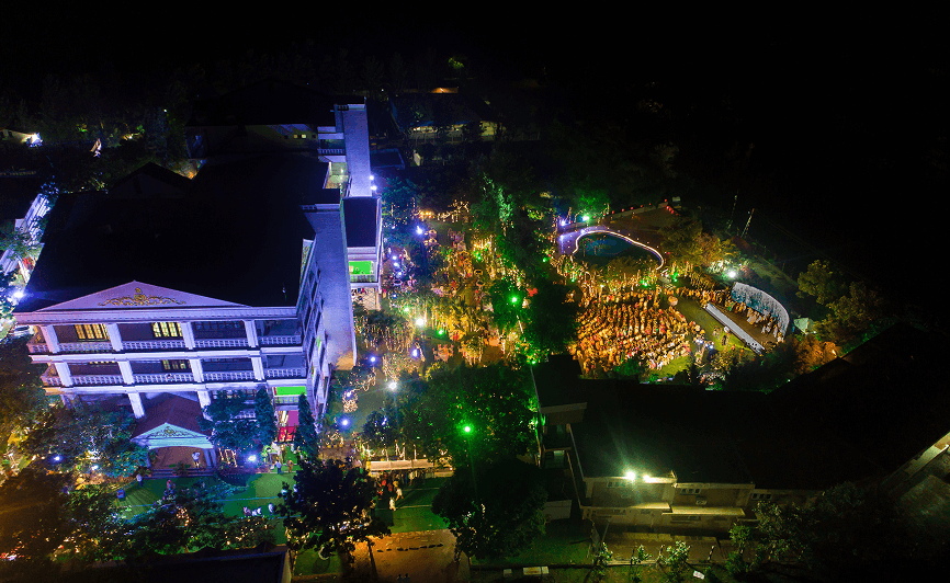 destination wedding image